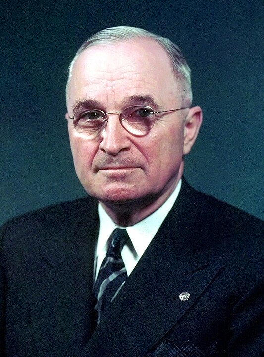 (33rd) Thirty Third President of United States of America: Harry S Truman